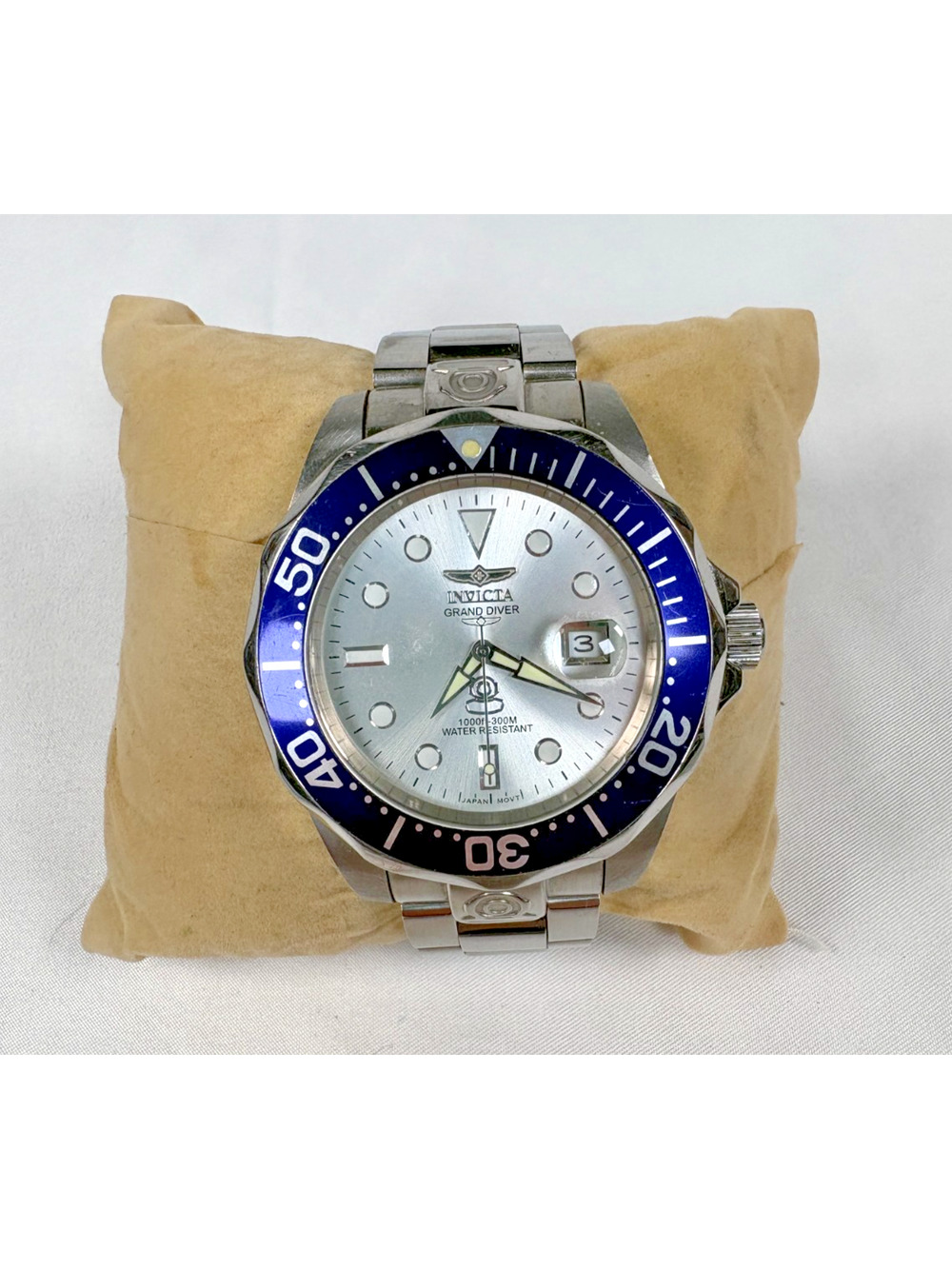 Invicta 3046 Men's Pro Diver Automatic Watch Silver Dial Blue Bezel 300M